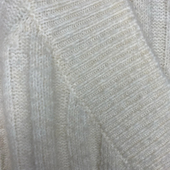 H&M sweater dress - Picture 2 of 12